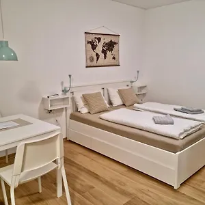 Studio Apartment Zara Apartment