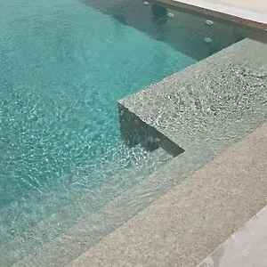 Appartement Zadar, The Florens - Near The With The New Pool & Garden, Bbq And Kids Playground, Zadar